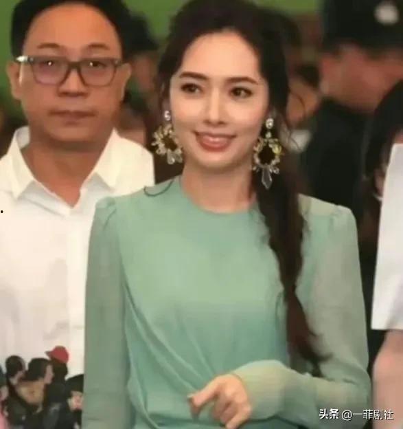 最近娱乐圈吃瓜现状,揭秘近期热门瓜料背后的真相